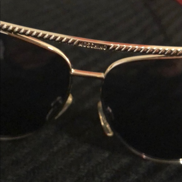 Moschino Sunglasses Silver Aviator Heart Frame 90s - Picture 12 of 12